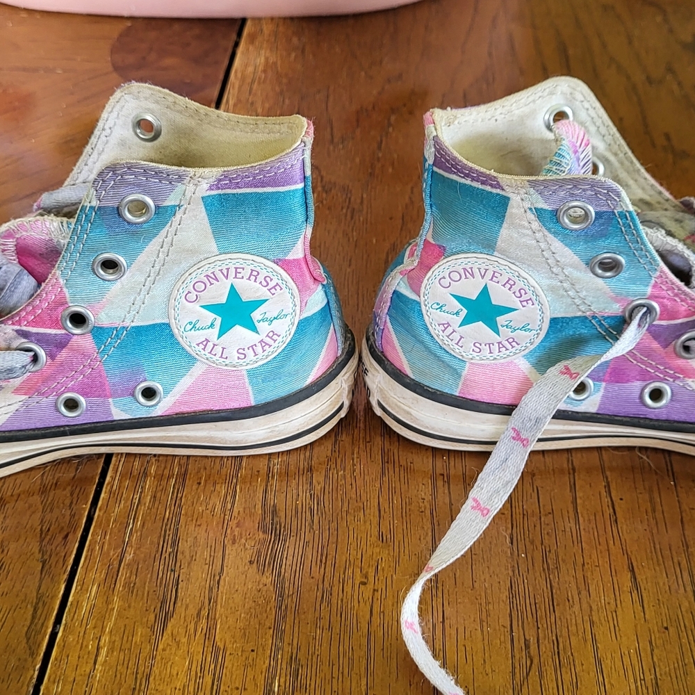 Girls Converse Hightops